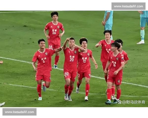 苏超决赛上演梯队对决：四强皆携职业基因